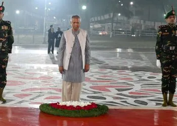 President Pay Tribute at the First Hour of Ekushey | SpostoBadi President Pay Tribute at the First Hour of Ekushey